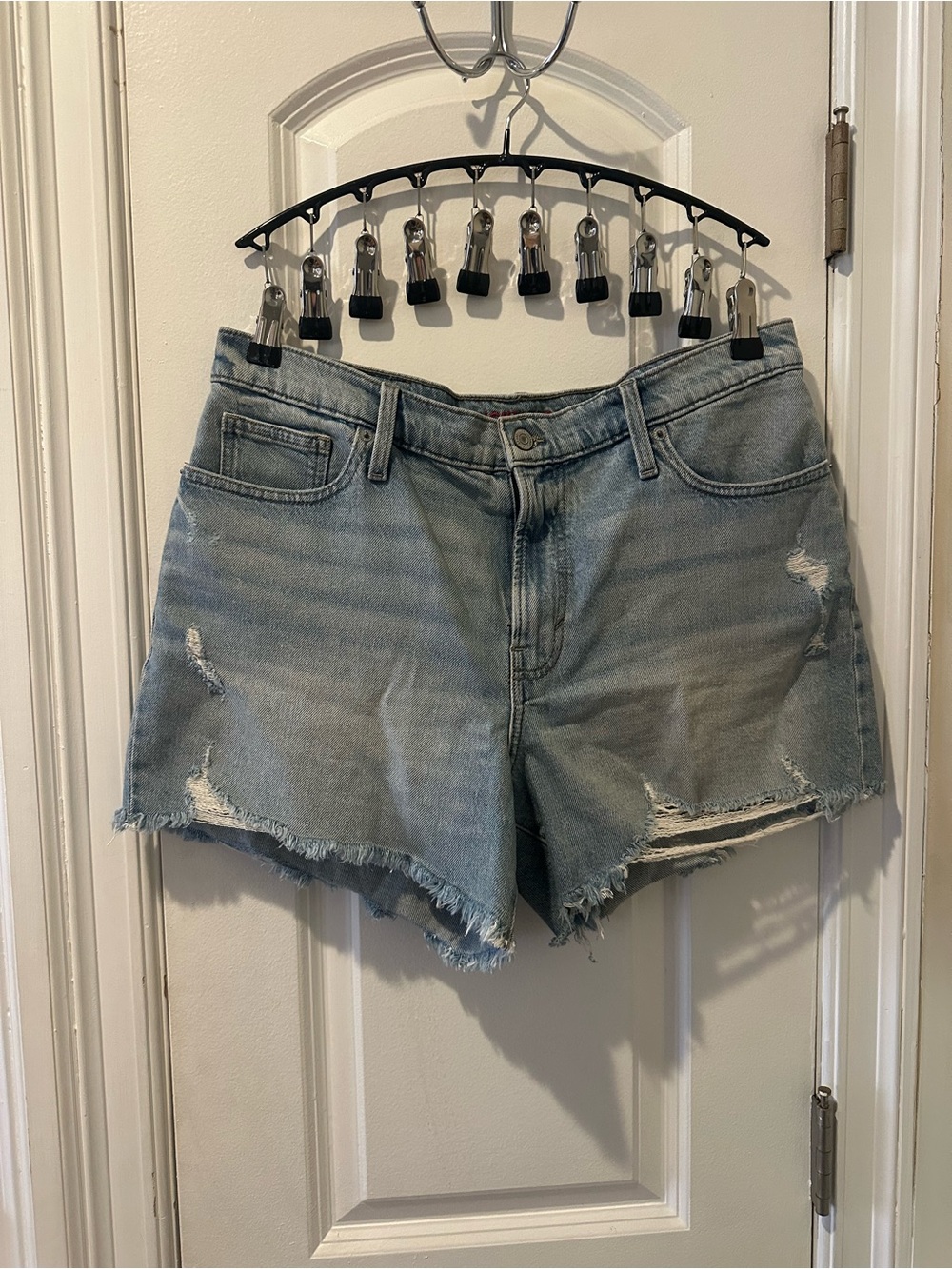 Lucky Brand 90’s short Light Wash Distressed Denim Shorts - Women